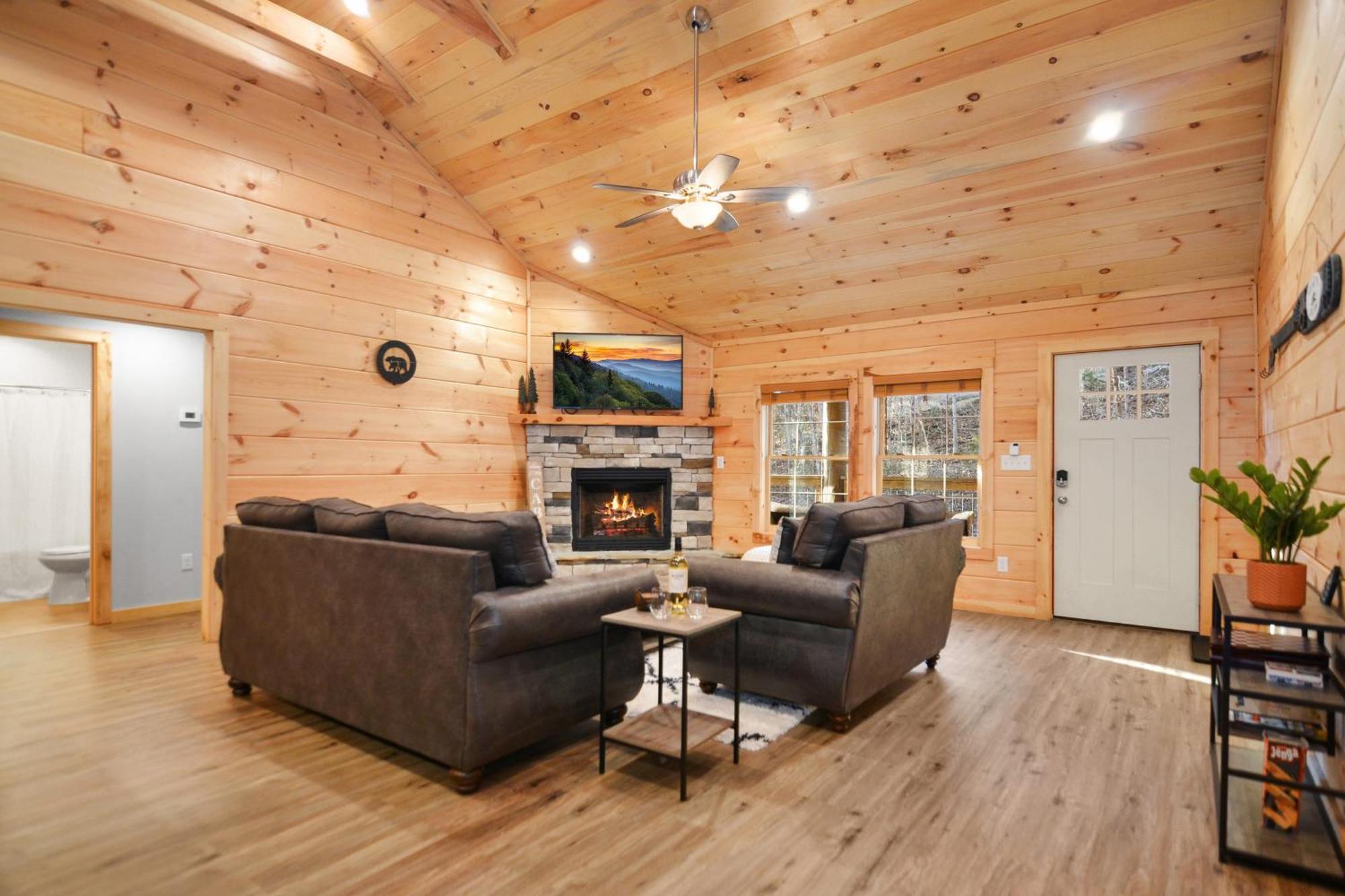 Tsaliwood Cabin Сивиървил Екстериор снимка